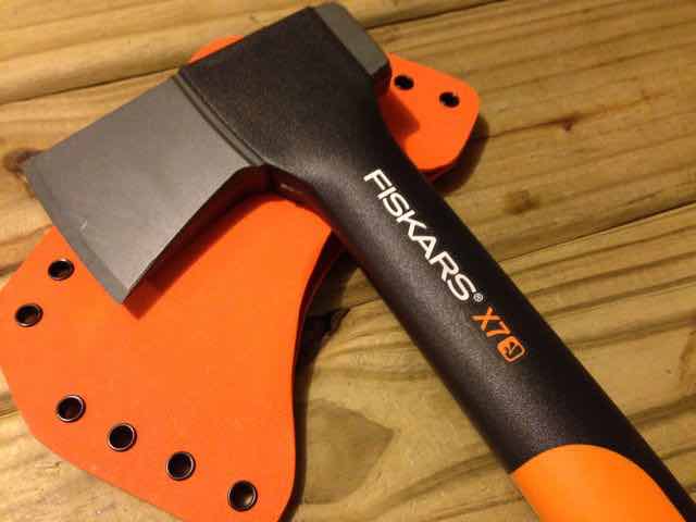 (image for) Fiskars X15 Chopping Axe 23.5" Sheath